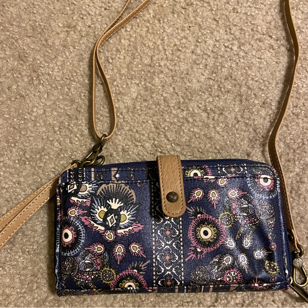 Sak roots wallet